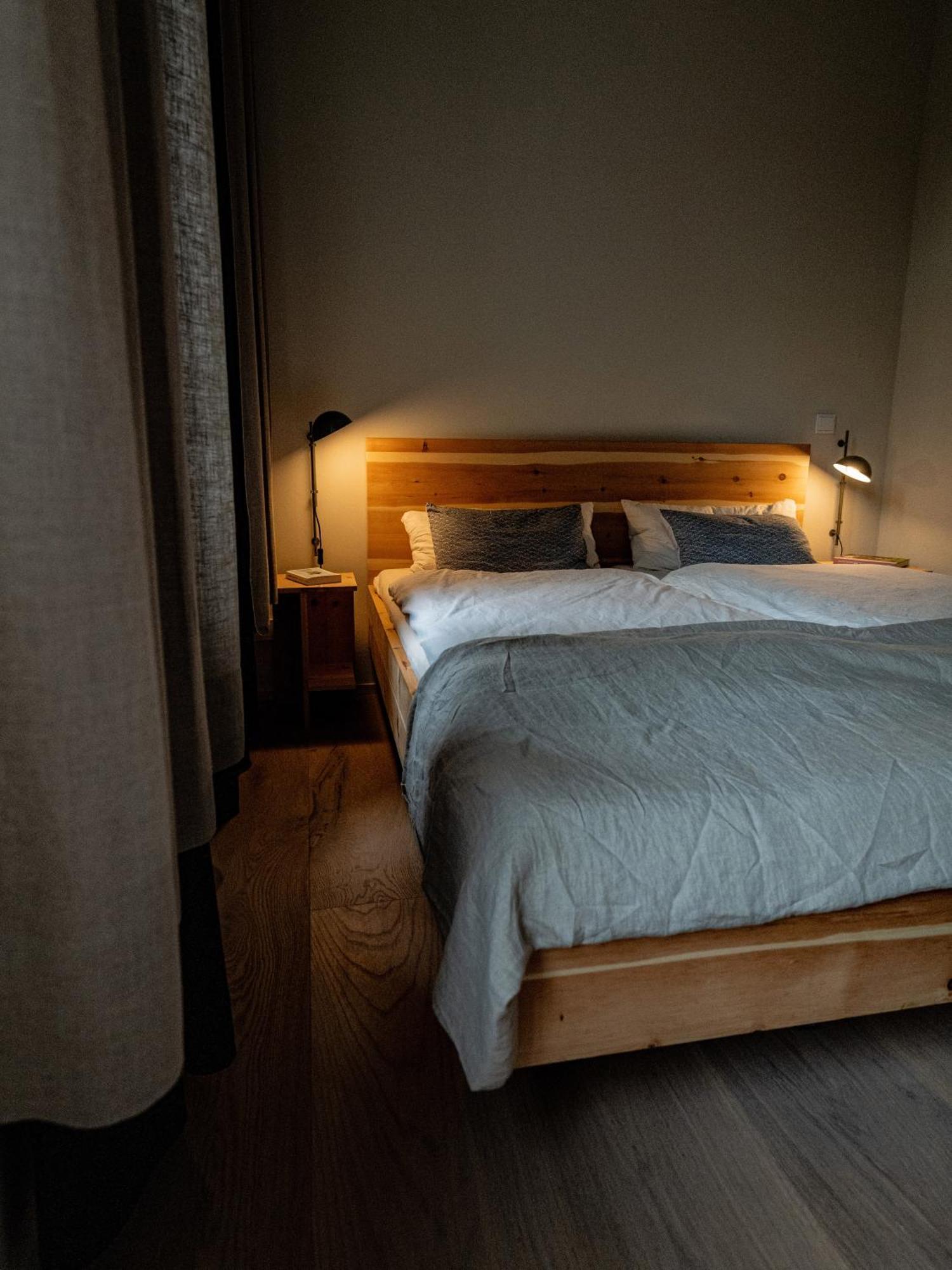 Ferienwohnung Grosse Pause Altes Schulhaus Schweigen Exterior foto